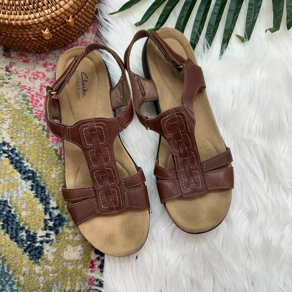 Clarks Neutral Brown Leather Laurieann Kay Slingback T-Strap Sandal 11 - Picture 2 of 8